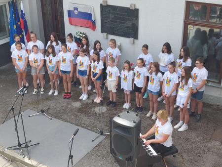 5_Mladinski pevski zbor OŠ Podgrad_1